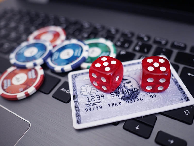 Luôn giữ cái đầu lạnh khi chơi Xóc đĩa tại 68 game bài